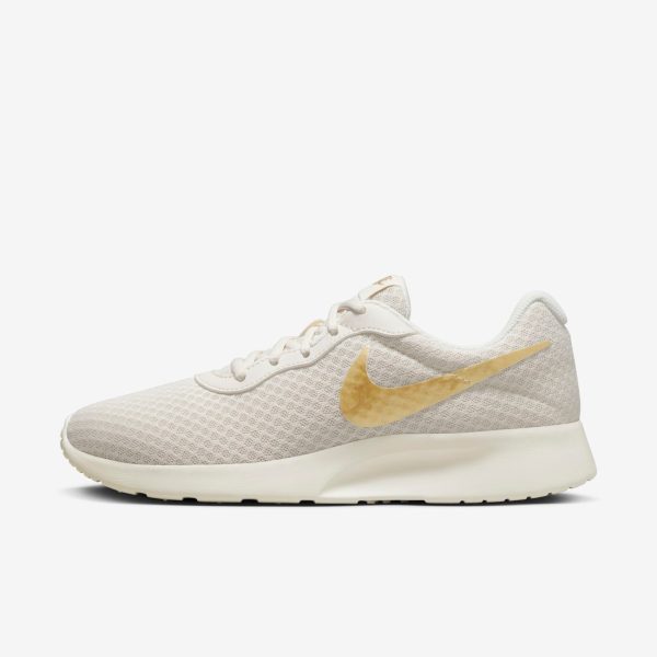 Tênis Nike Tanjun Feminino