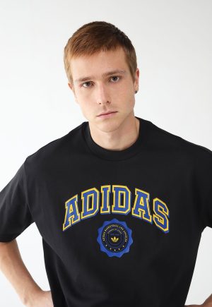 Camiseta adidas Originals Oversized GFX Preta