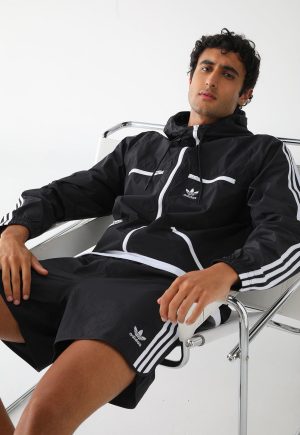Bermuda adidas Originals Reta Sprinter Preto