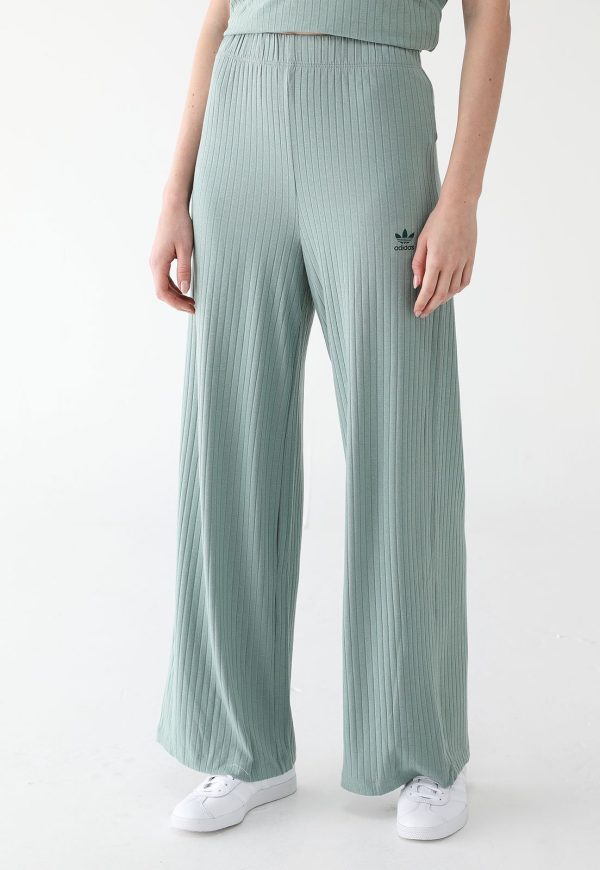 Calça Canelada adidas Originals Wide Leg Essentials Verde